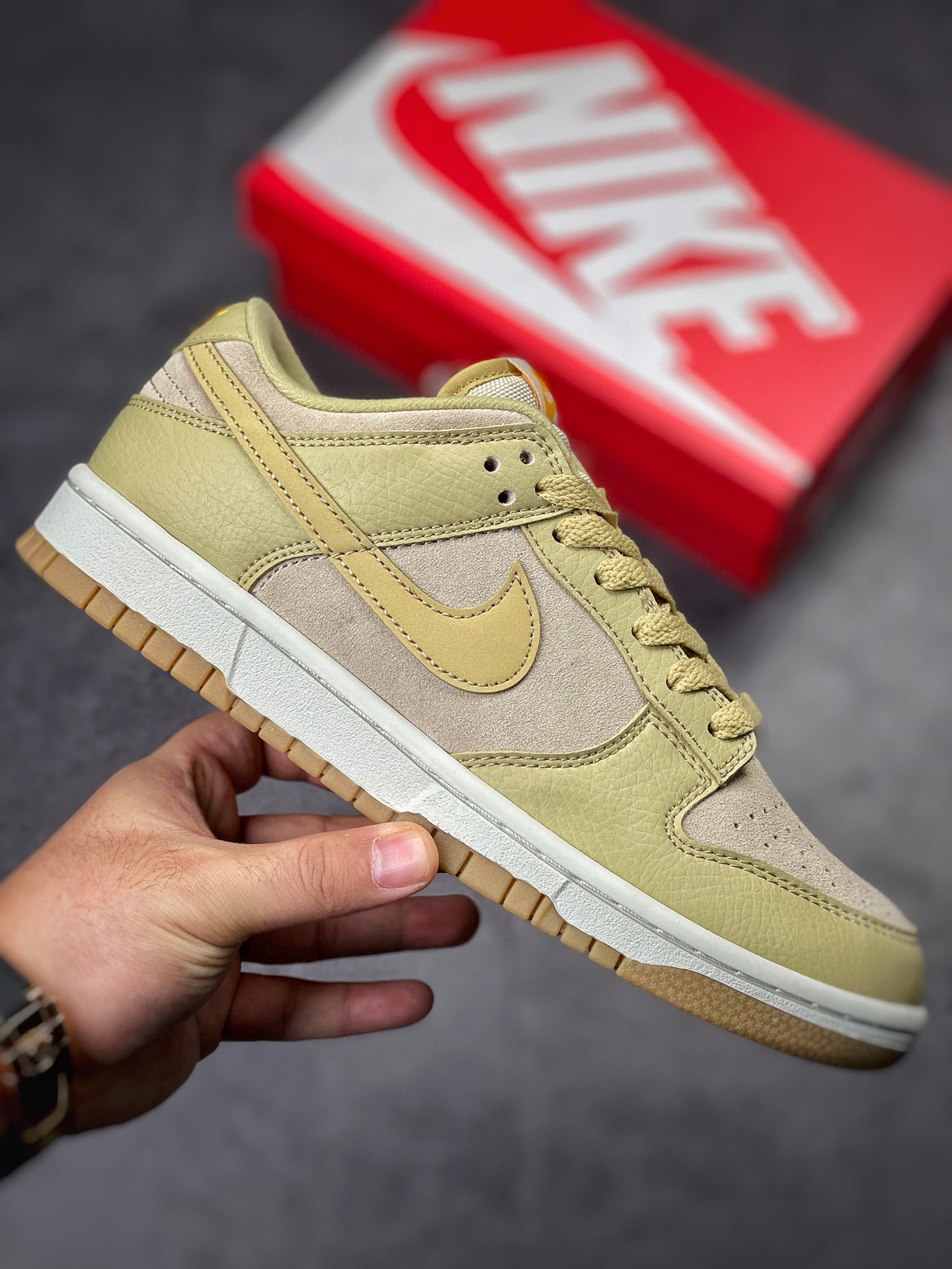 Nike SB Dunk Low “Tan Suede” 沙漠色 DZ4513-200 Nike SB Dunk Low “Tan Suede” 沙漠色 DZ4513-200