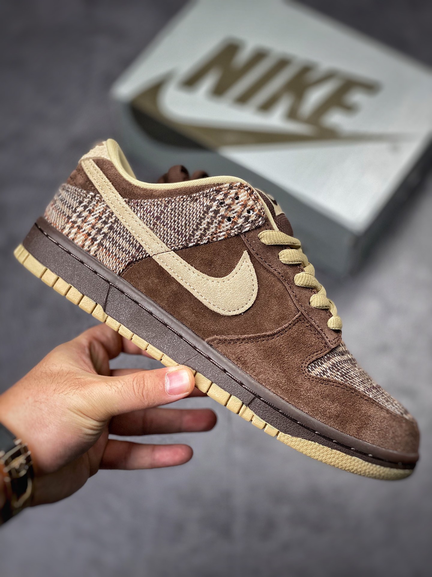 Nike SB Dunk Low PRO Plaid Brown Stitching 304292-223