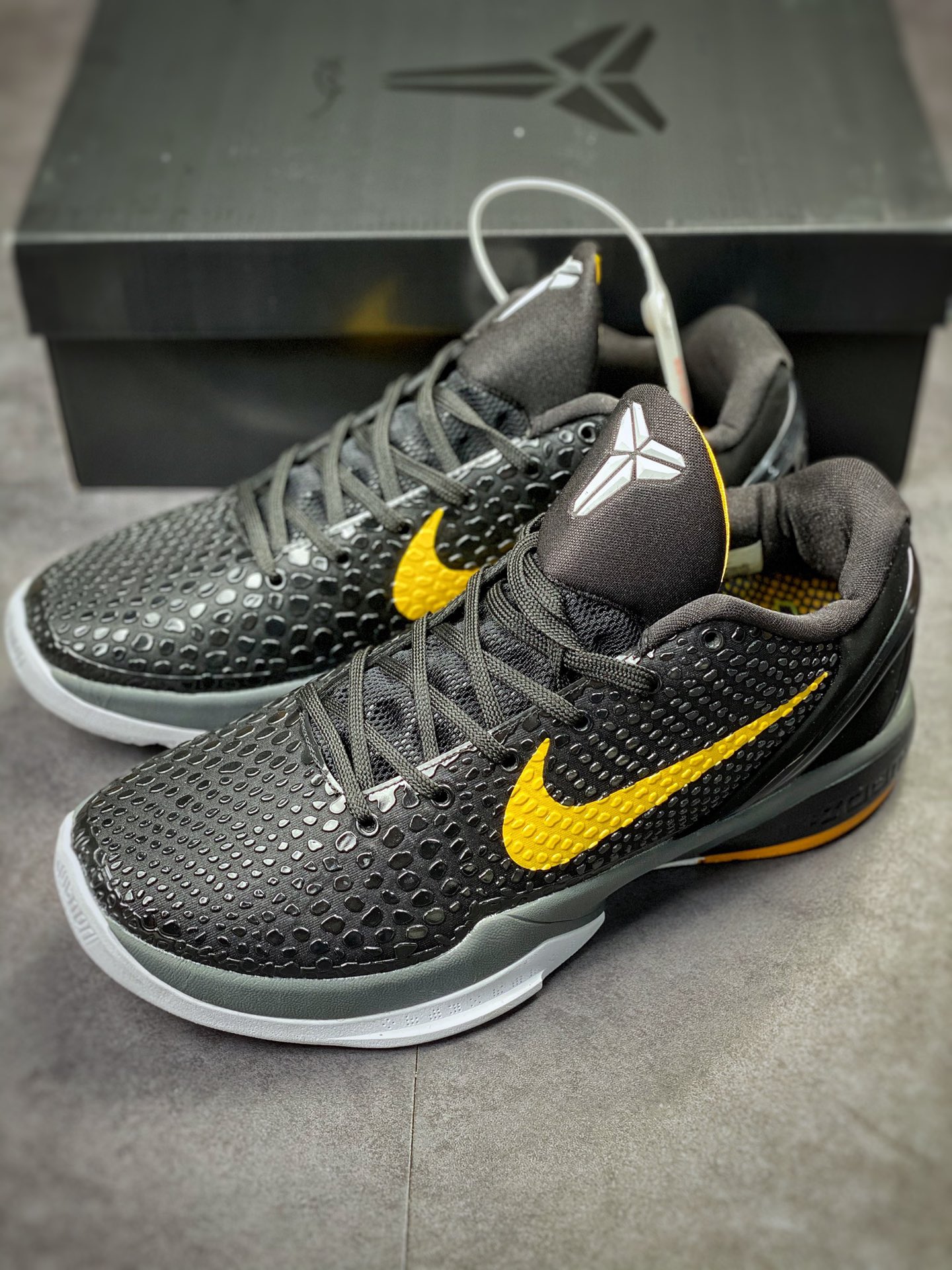 Nike Zoom Kobe VI Protro ZK6 黑黄 科比六代低帮运动篮球鞋 CW2190-001 Nike Zoom Kobe VI Protro ZK6 黑黄 科比六代低帮运动篮球鞋 CW2190-001