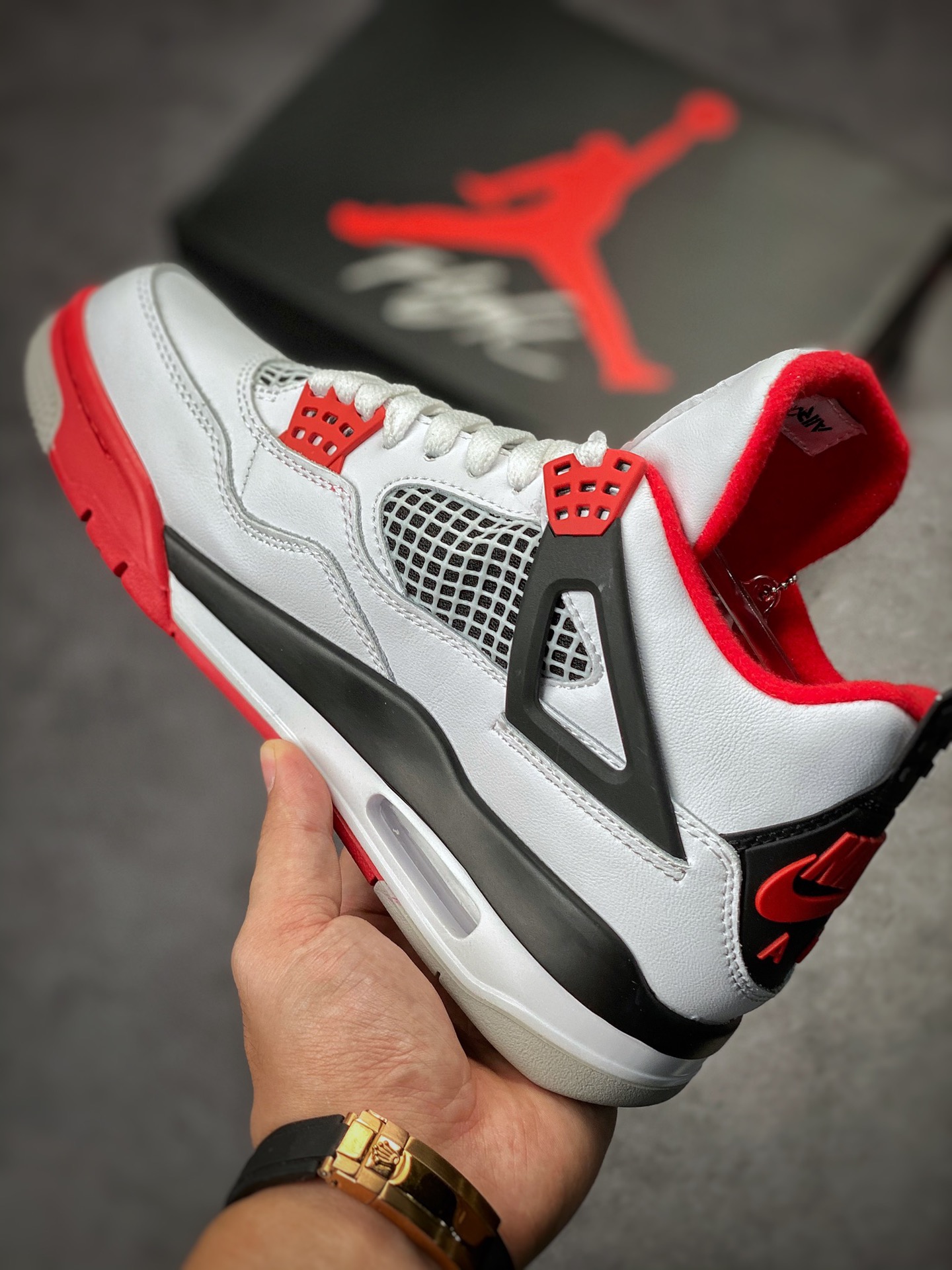Air Jordan 4 Retro 火焰红 DC7770-160