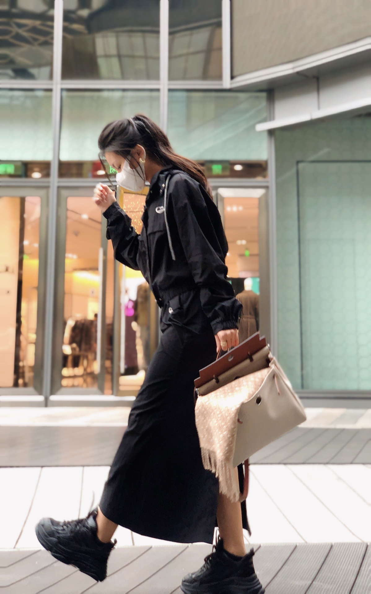 Louis Vuitton Haute Couture Classic Luxury Handbag Shoulder Crossbody 7