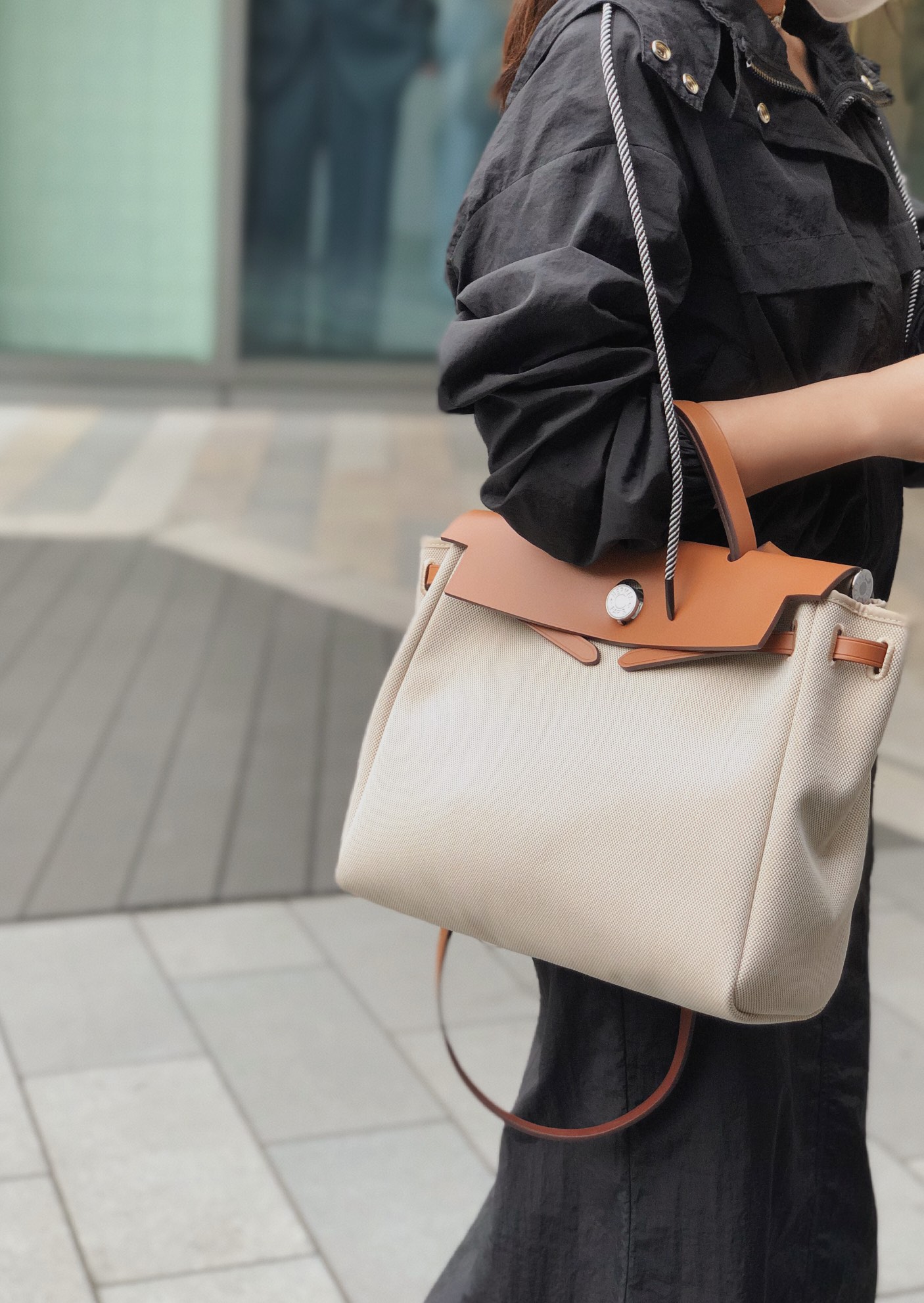 Louis Vuitton Haute Couture Classic Luxury Handbag Shoulder Crossbody 2