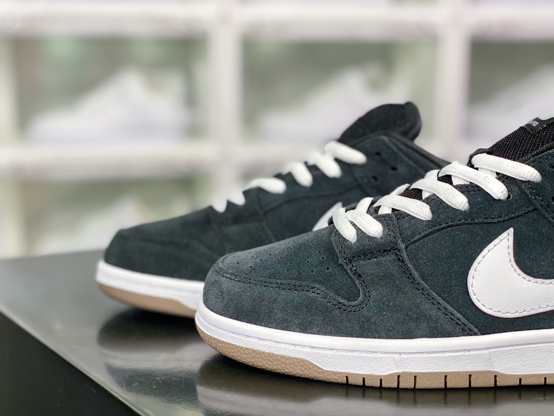 260 SB Dunk Low Pro”Black White”扣篮系列高帮休闲运动滑板板鞋304292-016