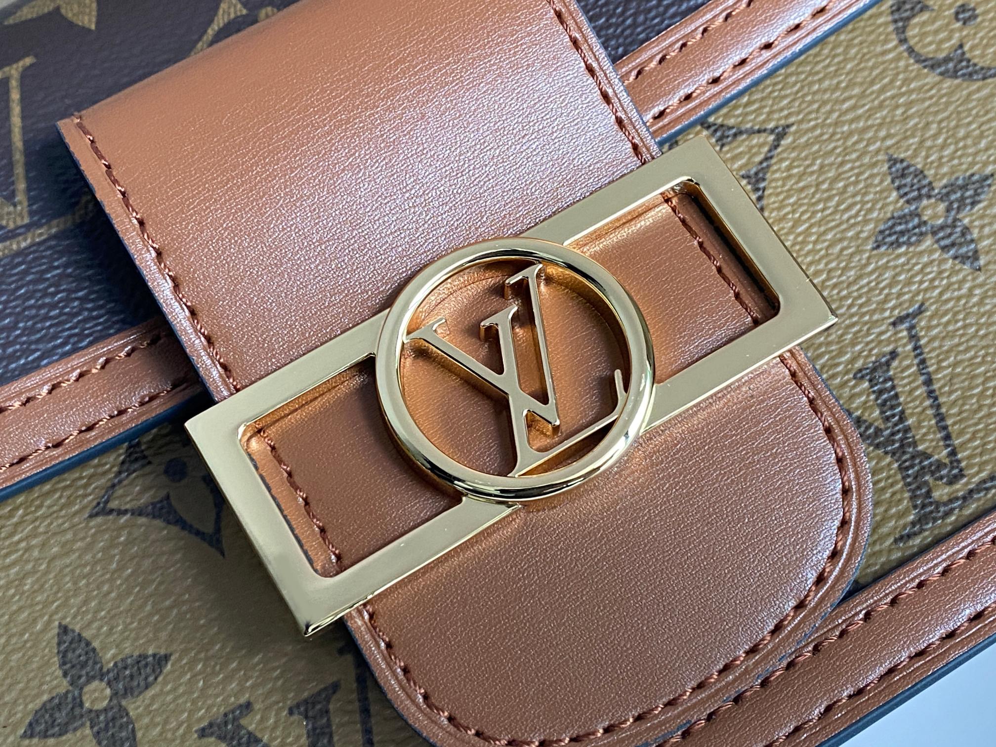 NO:201104,【MINI DAUHINE Daphne Handbag】M44580 45959 Yellow Flower More details...,LV【Top Original List】,louis vuitton19860909【MINI DAUHINE 达芙妮手袋】M44580 45959黄花更多细节……,LV【顶级原单】,louis vuitton,Bag