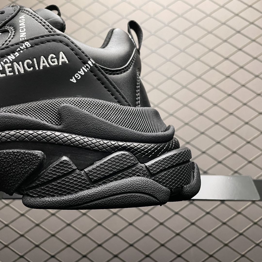 Balenciaga巴黎世家Trip