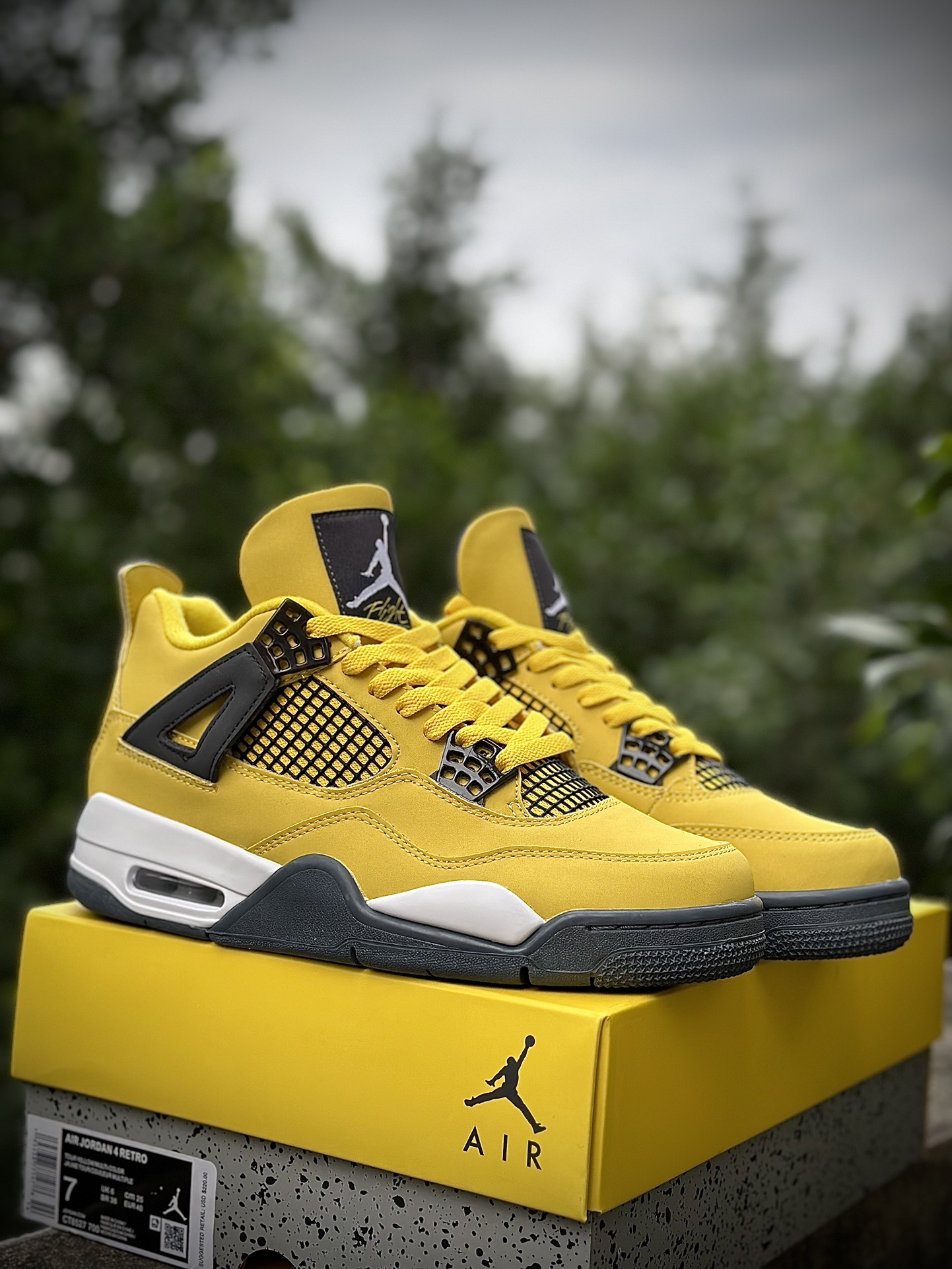 ️AirJordanAJ4Retro