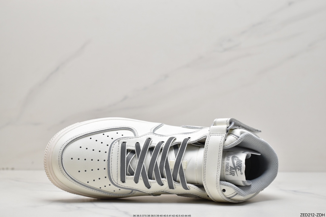 260 Air Force 1 '07 Mid 米白夜魔侠 AQ1218-118