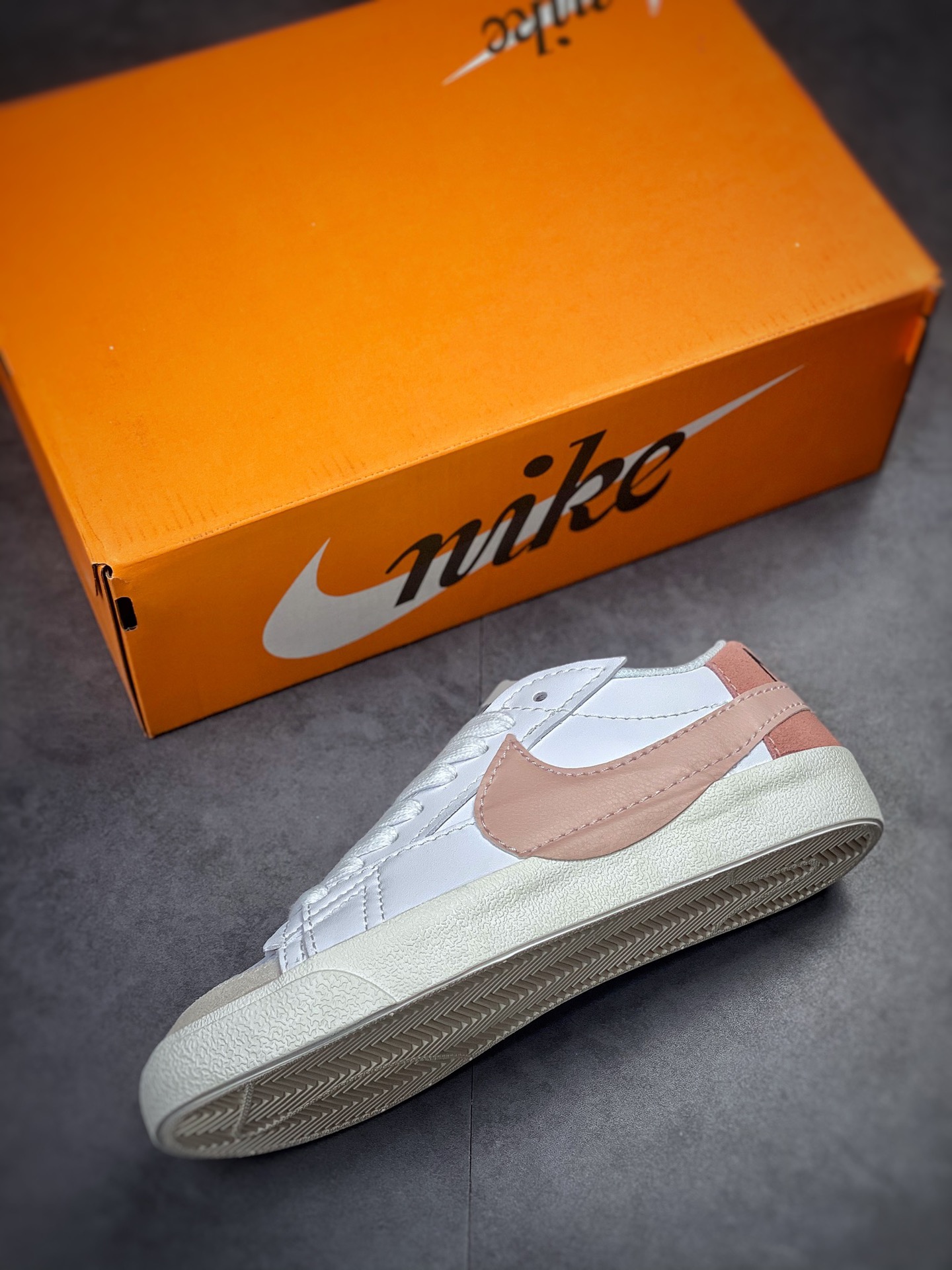 160 Nike Blazer Low 77 JUMBO 复古经典开拓者DQ1470-102