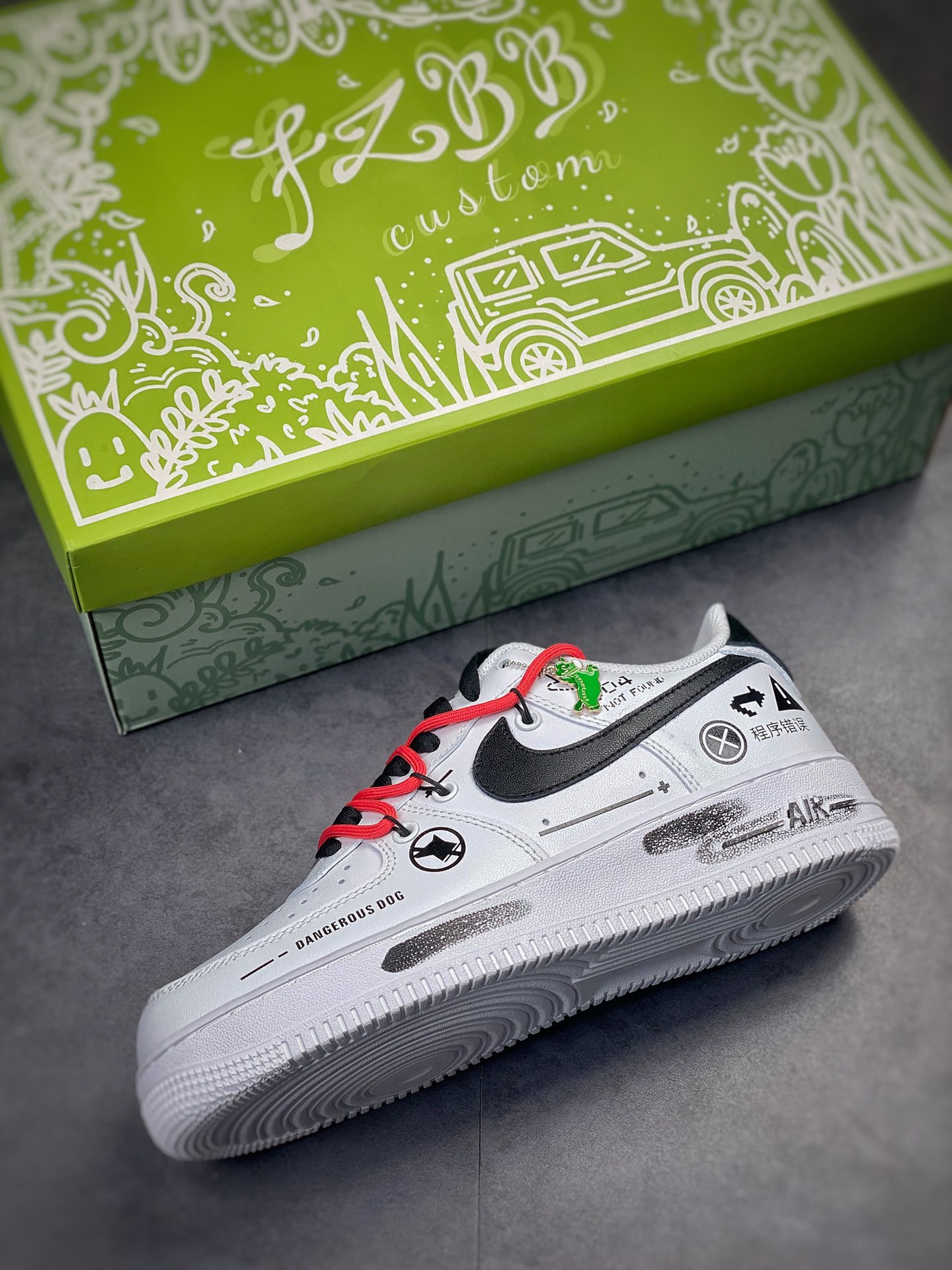 250 Nike Air Force 1 Low 07 黑白涂鸦绑带 CW2288-111