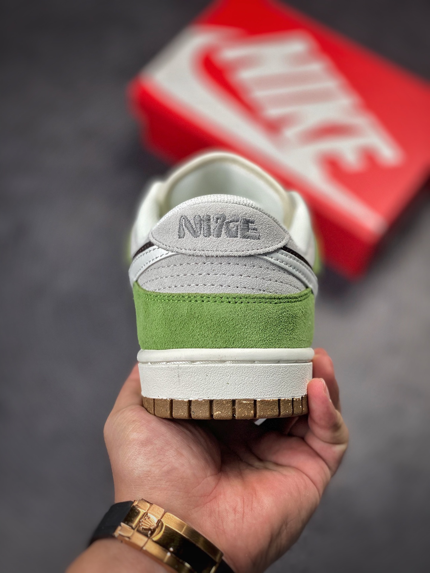 240 Nike SB Dunk Low 解构 牛油果奶昔DO9457-100