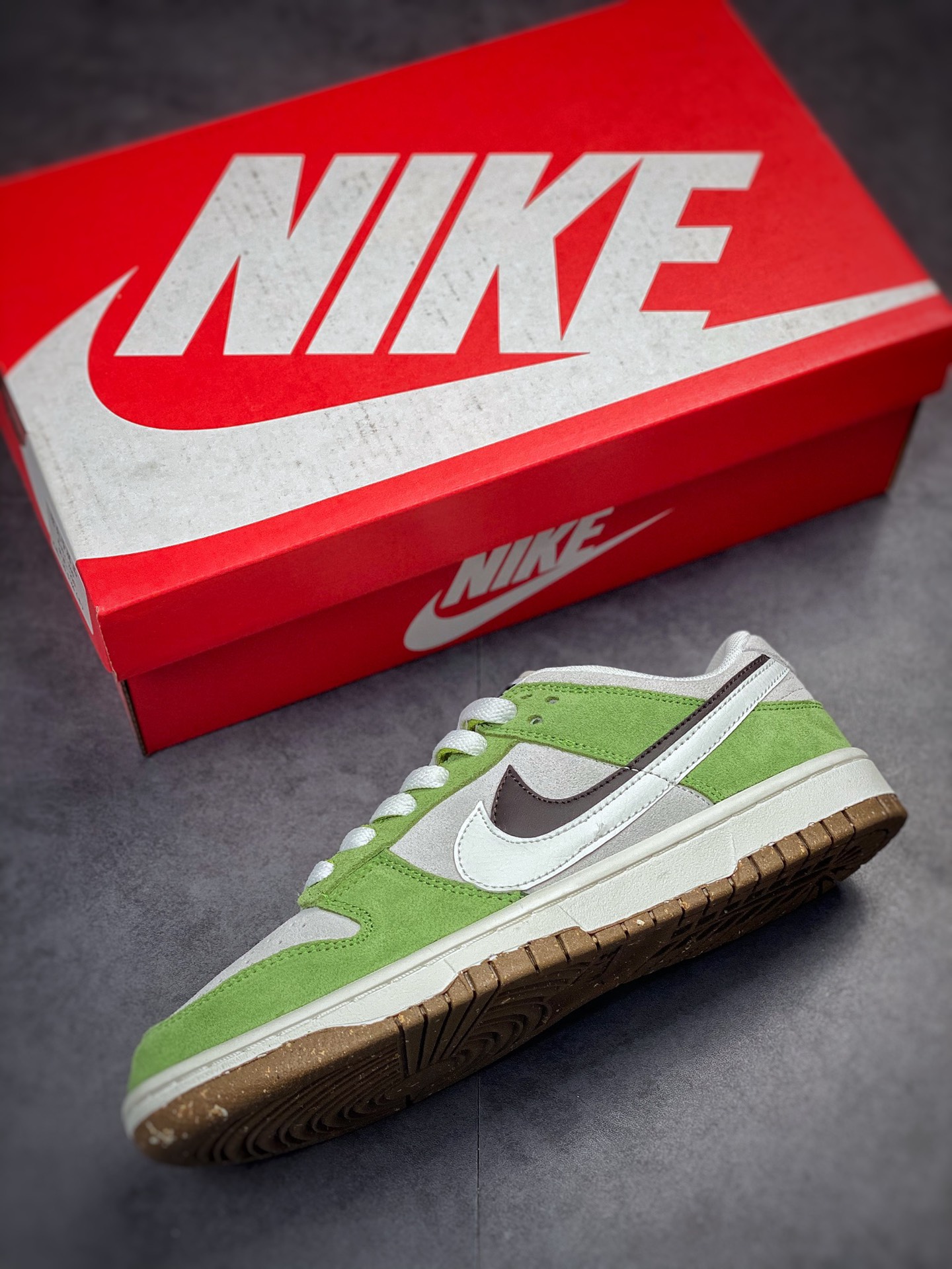 240 Nike SB Dunk Low 解构 牛油果奶昔DO9457-100