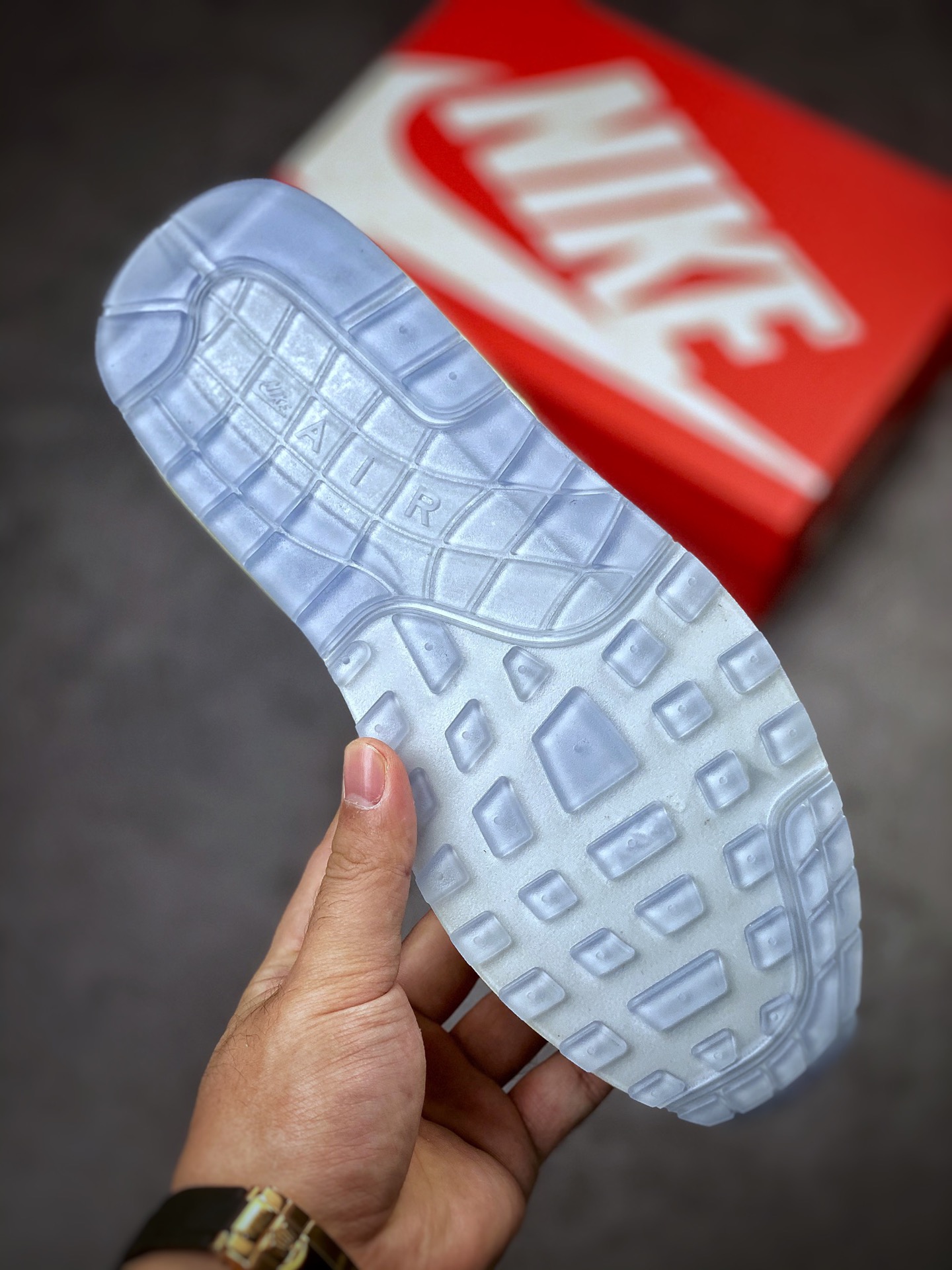 230 Nike Air Max 1 2022复刻灰黄石斑复古休闲跑步鞋 665873-200