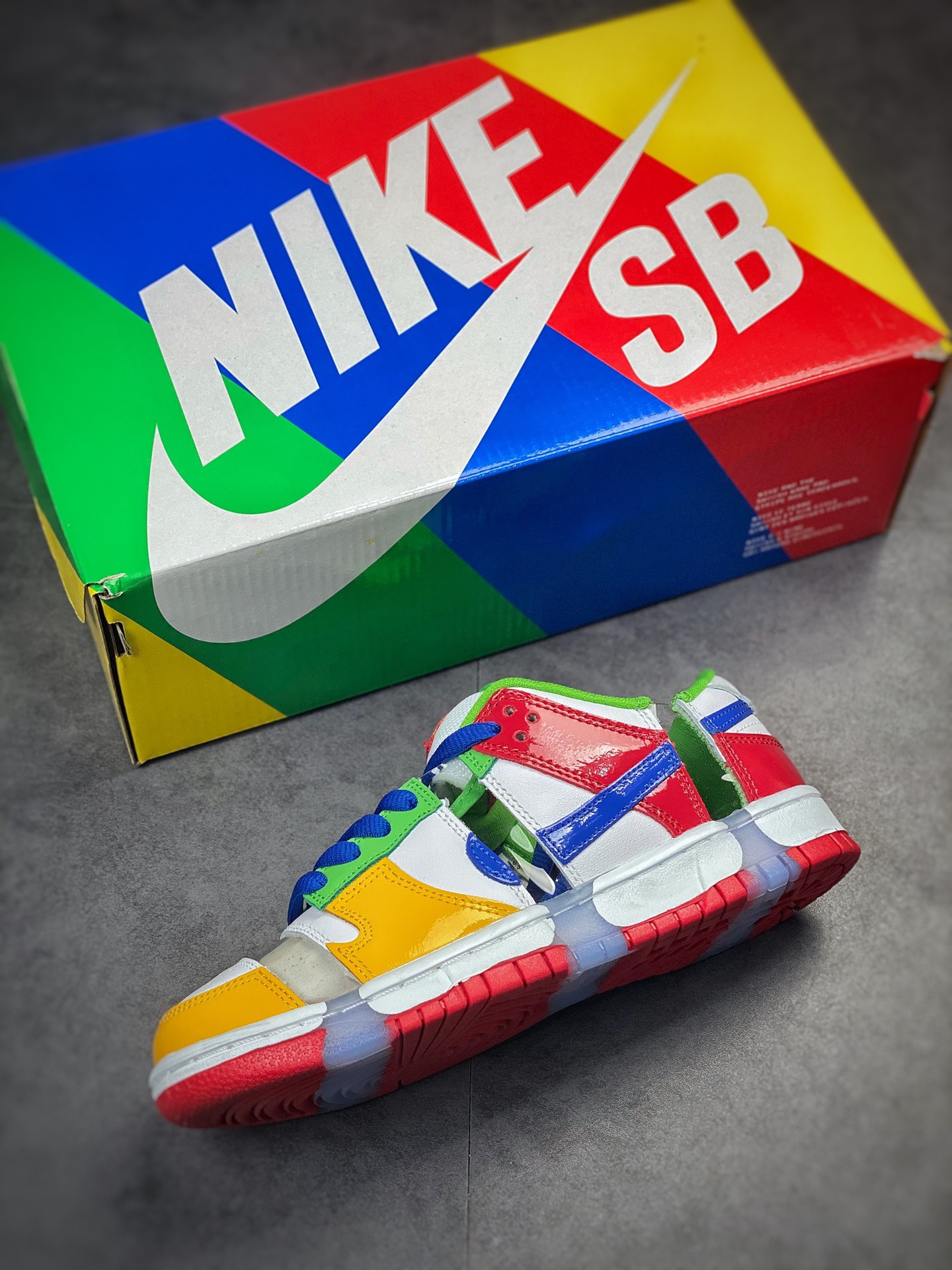 360 Nike SB Dunk Low 透明切割 白黄蓝 纯原大厂出品 FD8777-100