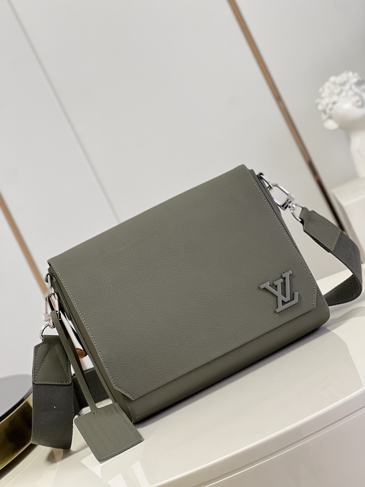 Louis Vuitton Luxury Handbag Collection 2