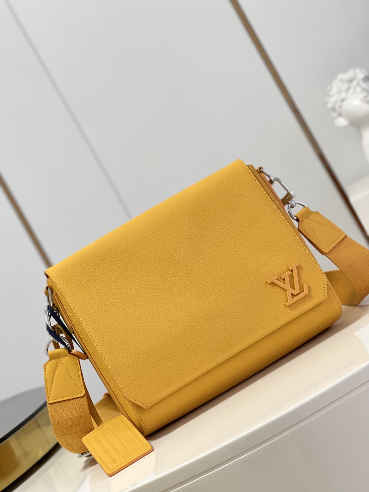 Louis Vuitton Luxury Handbag Collection 2