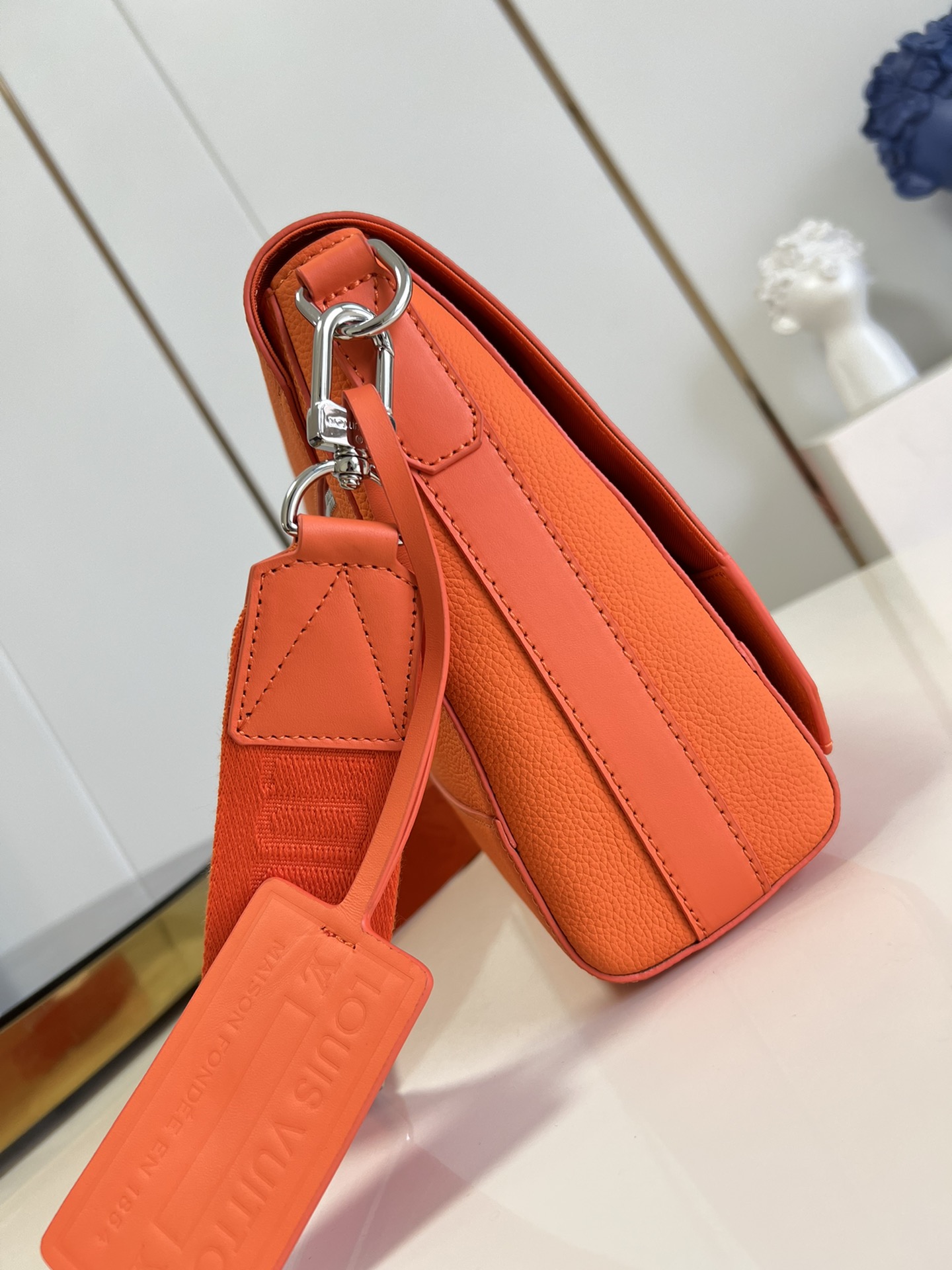 Louis Vuitton Luxury Handbag Collection 3