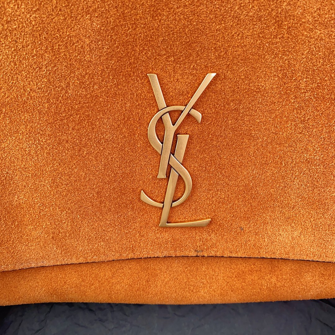 Saint Laurent 专柜款经典手袋 7