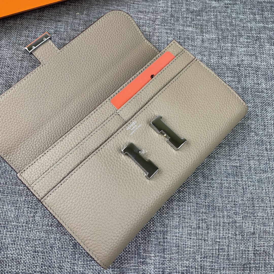 Hermes Constance P 爱马仕型号:539银扣togo皮 size:22*11cm 🇫🇷海外🇫🇷进口To Hermes Constance P 爱马仕型号:539银扣togo皮 size:22*11cm 🇫🇷海外🇫🇷进口To