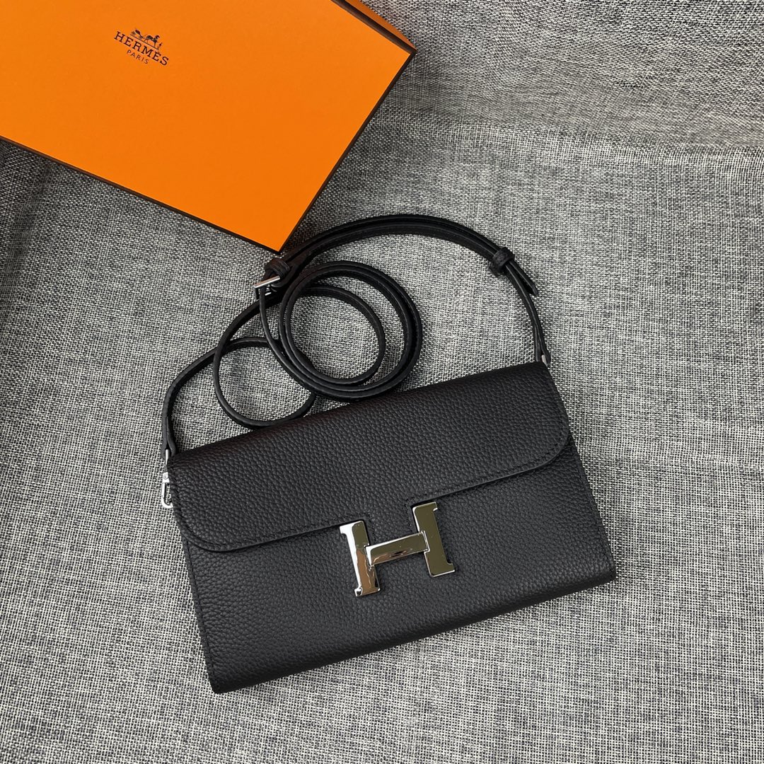 Hermes Constance P 爱马仕型号:9852银带togo皮 size:22*11cm 🇫🇷海外🇫🇷进口T Hermes Constance P 爱马仕型号:9852银带togo皮 size:22*11cm 🇫🇷海外🇫🇷进口T
