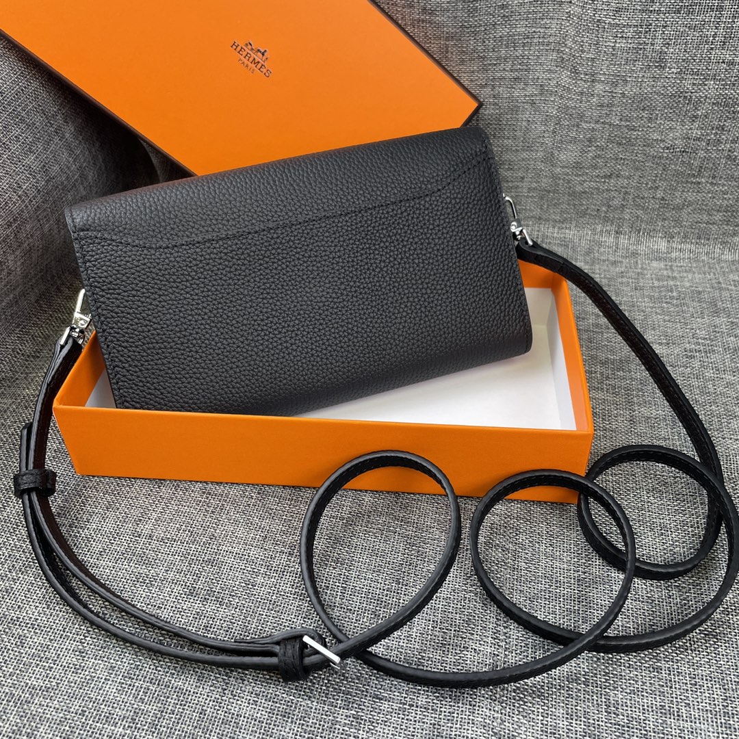 Hermes Constance P 爱马仕型号:9852银带togo皮 size:22*11cm 🇫🇷海外🇫🇷进口T Hermes Constance P 爱马仕型号:9852银带togo皮 size:22*11cm 🇫🇷海外🇫🇷进口T