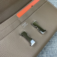 Hermes Constance P 爱马仕型号:9852银带togo皮 size:22*11cm 🇫🇷海外🇫🇷进口T Hermes Constance P 爱马仕型号:9852银带togo皮 size:22*11cm 🇫🇷海外🇫🇷进口T