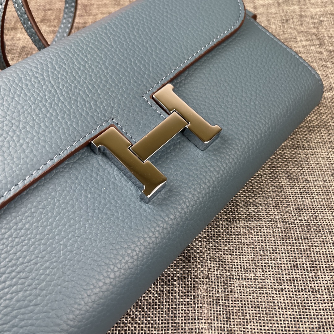 Hermes Constance P 爱马仕型号:9852银带togo皮 size:22*11cm 🇫🇷海外🇫🇷进口T Hermes Constance P 爱马仕型号:9852银带togo皮 size:22*11cm 🇫🇷海外🇫🇷进口T
