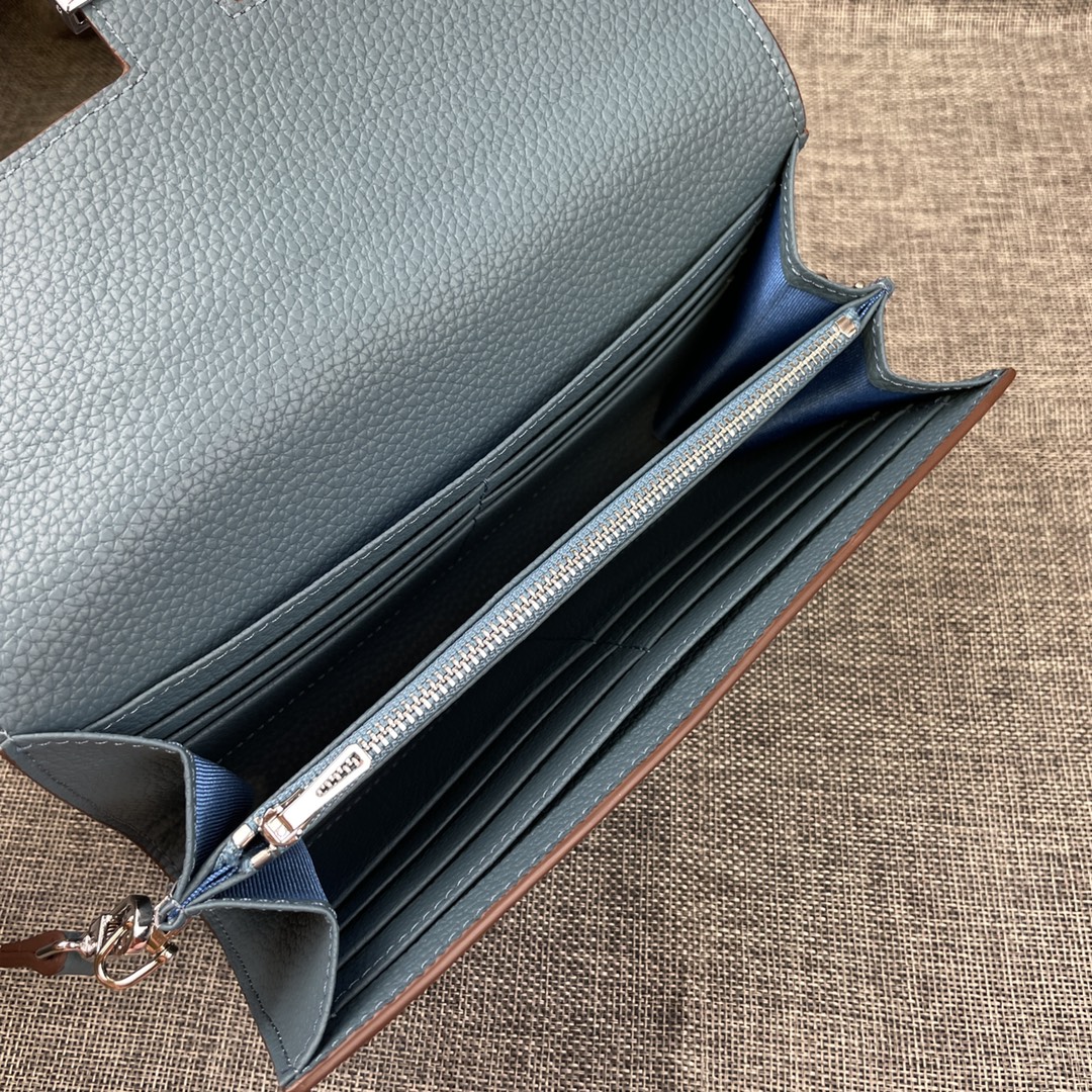 Hermes Constance P 爱马仕型号:9852银带togo皮 size:22*11cm 🇫🇷海外🇫🇷进口T Hermes Constance P 爱马仕型号:9852银带togo皮 size:22*11cm 🇫🇷海外🇫🇷进口T