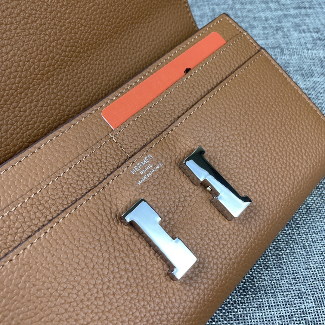 Hermes Constance P 爱马仕型号:9852togo皮银链 size:22*11cm 🇫🇷海外🇫🇷进口T Hermes Constance P 爱马仕型号:9852togo皮银链 size:22*11cm 🇫🇷海外🇫🇷进口T