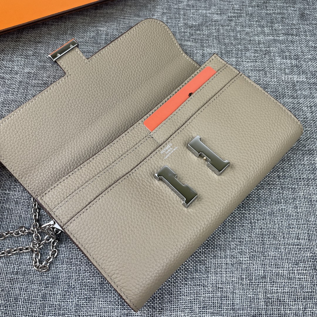 Hermes Constance P 爱马仕型号:9852togo皮银链 size:22*11cm 🇫🇷海外🇫🇷进口T Hermes Constance P 爱马仕型号:9852togo皮银链 size:22*11cm 🇫🇷海外🇫🇷进口T