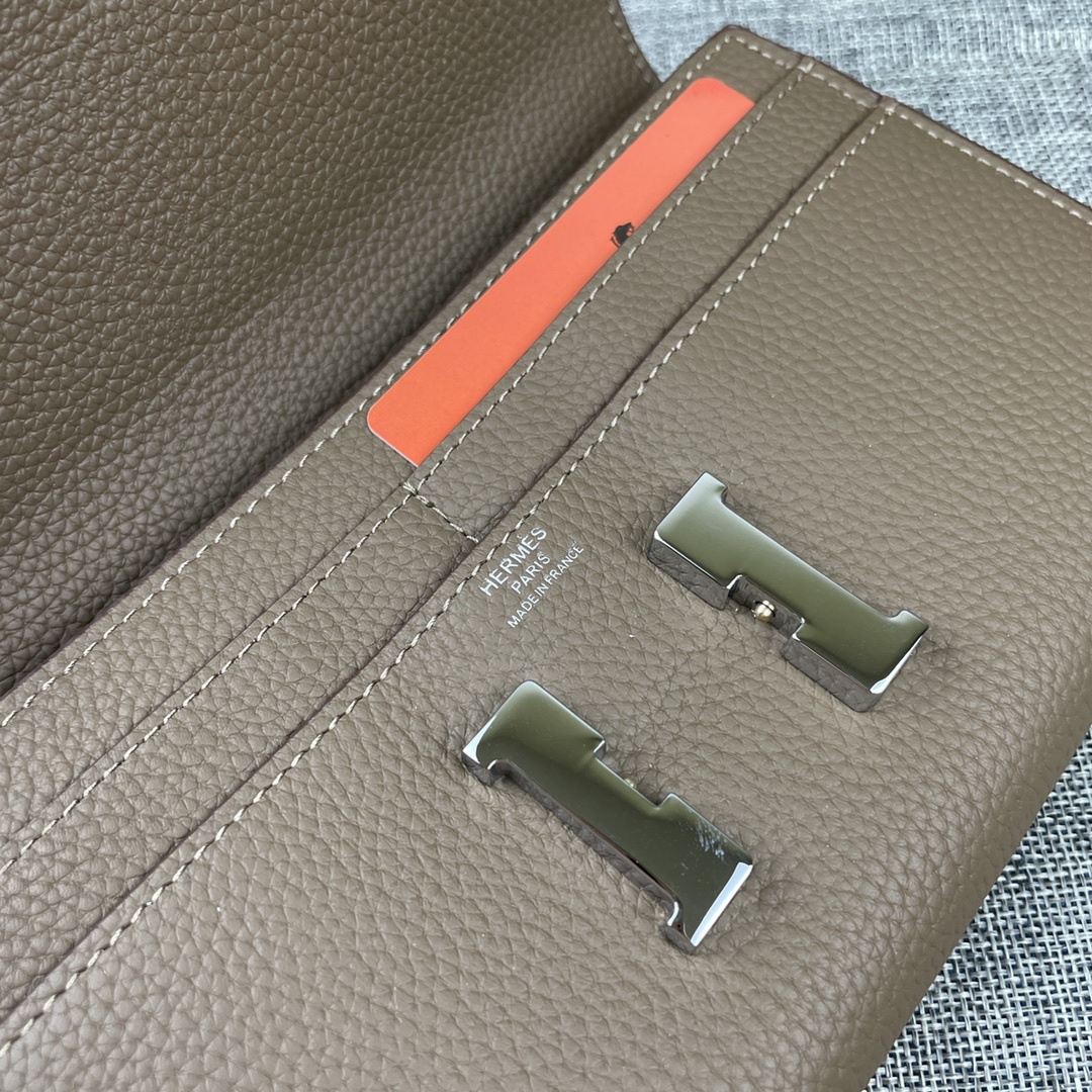 Hermes  Constance P 爱马仕型号:9852togo皮银链 size:22*11cm 🇫🇷海外🇫🇷进口T