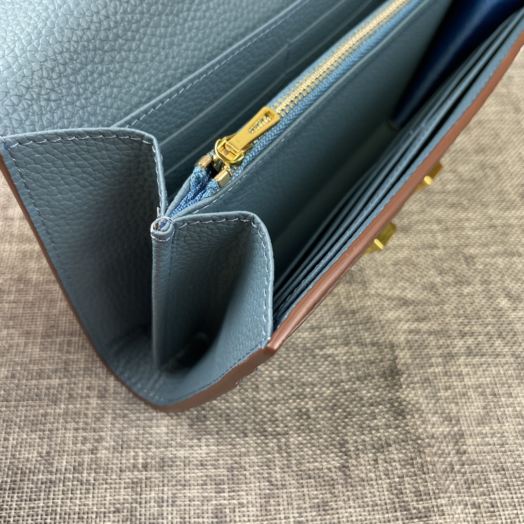 Hermes Constance P 爱马仕型号:539金扣togo皮 size:22*11cm 🇫🇷海外🇫🇷进口To Hermes Constance P 爱马仕型号:539金扣togo皮 size:22*11cm 🇫🇷海外🇫🇷进口To