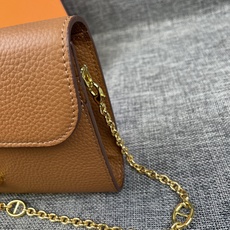 Hermes Constance P 爱马仕型号:9852金链togo皮 size:22*11cm 🇫🇷海外🇫🇷进口T Hermes Constance P 爱马仕型号:9852金链togo皮 size:22*11cm 🇫🇷海外🇫🇷进口T