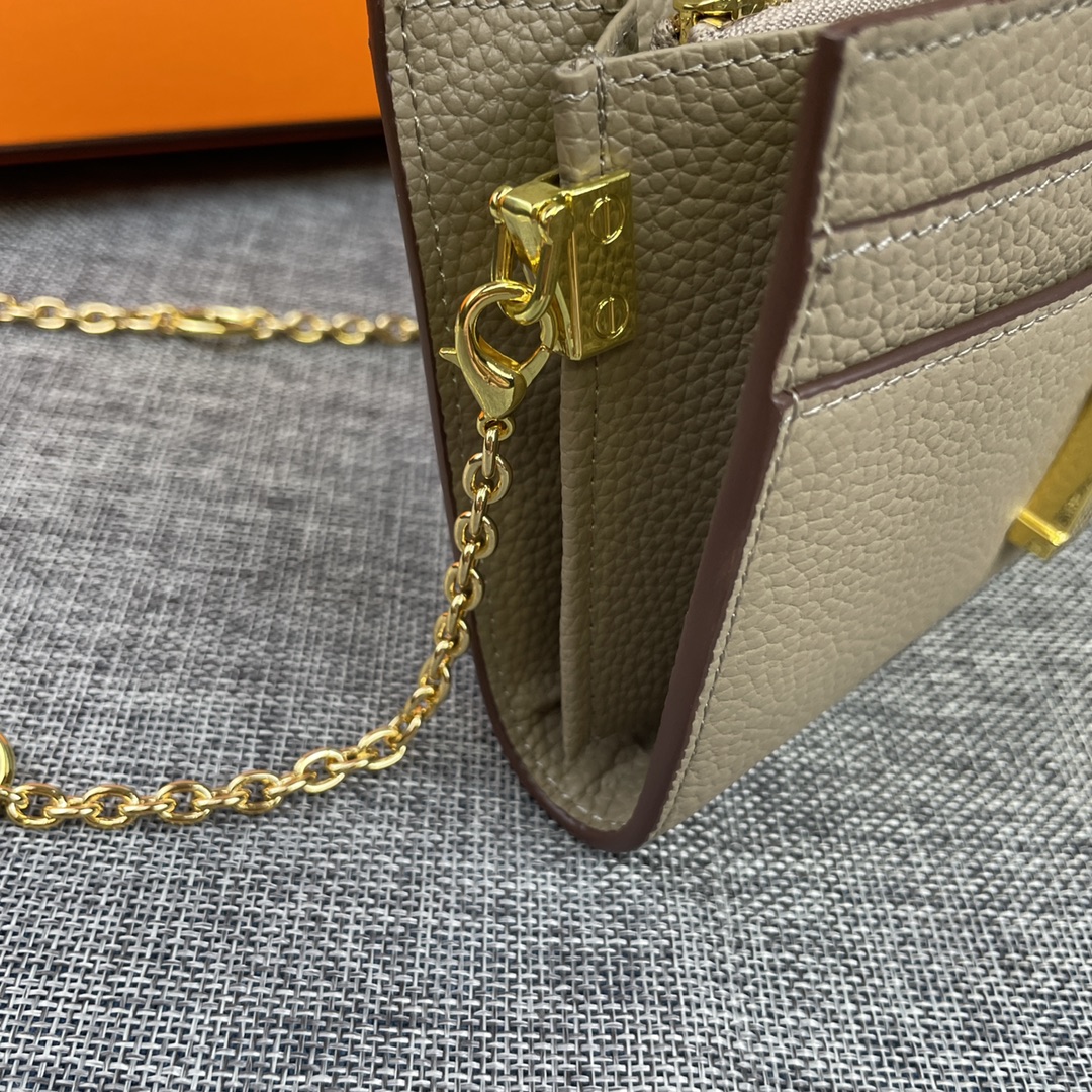 Hermes Constance P 爱马仕型号:9852金链togo皮 size:22*11cm 🇫🇷海外🇫🇷进口T Hermes Constance P 爱马仕型号:9852金链togo皮 size:22*11cm 🇫🇷海外🇫🇷进口T