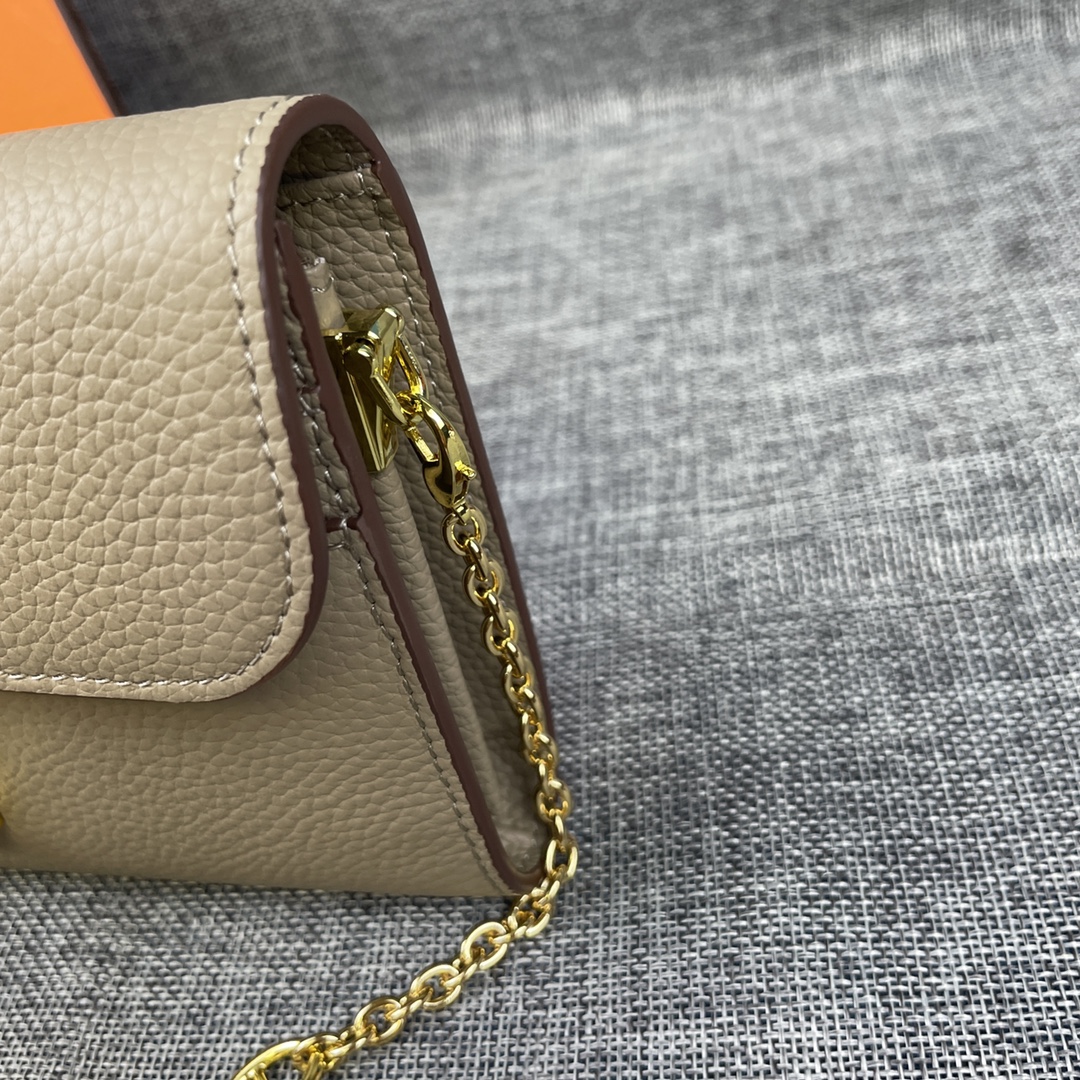 Hermes Constance P 爱马仕型号:9852金链togo皮 size:22*11cm 🇫🇷海外🇫🇷进口T Hermes Constance P 爱马仕型号:9852金链togo皮 size:22*11cm 🇫🇷海外🇫🇷进口T