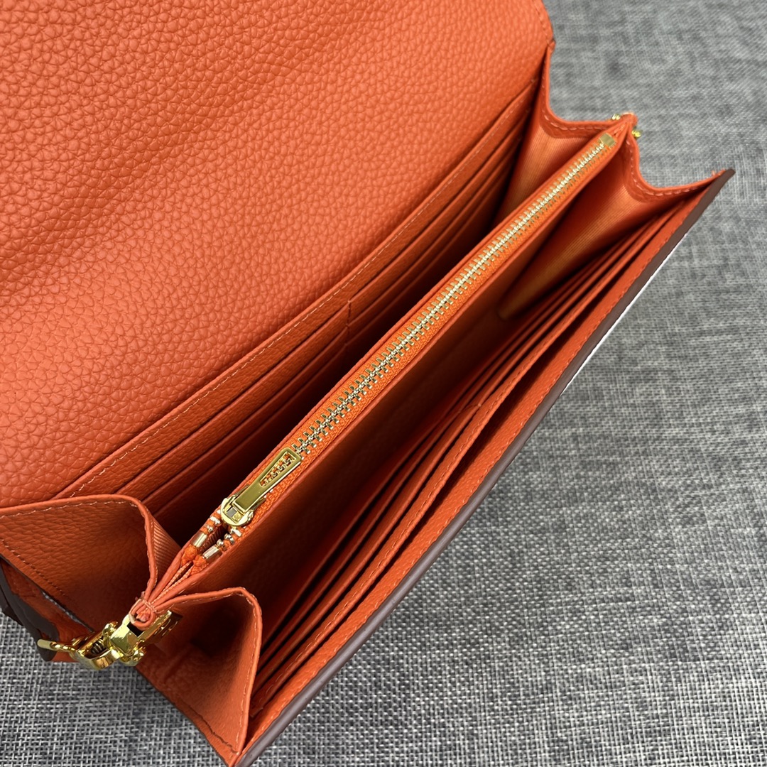 Hermes Constance P 爱马仕型号:9852金带togo皮 size:22*11cm 🇫🇷海外🇫🇷进口T Hermes Constance P 爱马仕型号:9852金带togo皮 size:22*11cm 🇫🇷海外🇫🇷进口T