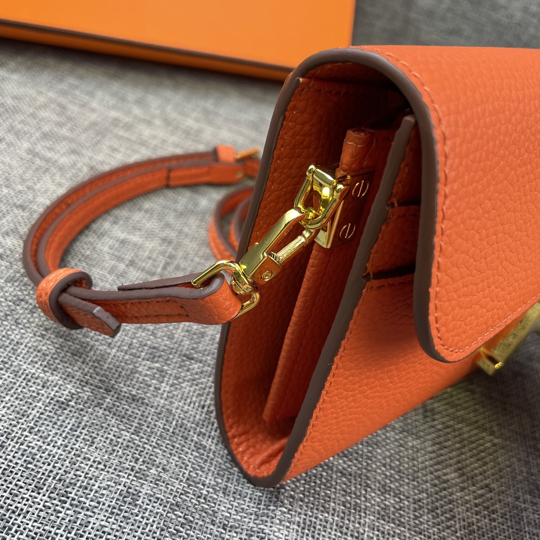 Hermes Constance P 爱马仕型号:9852金带togo皮 size:22*11cm 🇫🇷海外🇫🇷进口T Hermes Constance P 爱马仕型号:9852金带togo皮 size:22*11cm 🇫🇷海外🇫🇷进口T