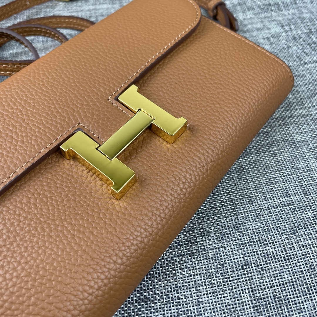 Hermes Constance P 爱马仕型号:9852金带togo皮 size:22*11cm 🇫🇷海外🇫🇷进口T Hermes Constance P 爱马仕型号:9852金带togo皮 size:22*11cm 🇫🇷海外🇫🇷进口T