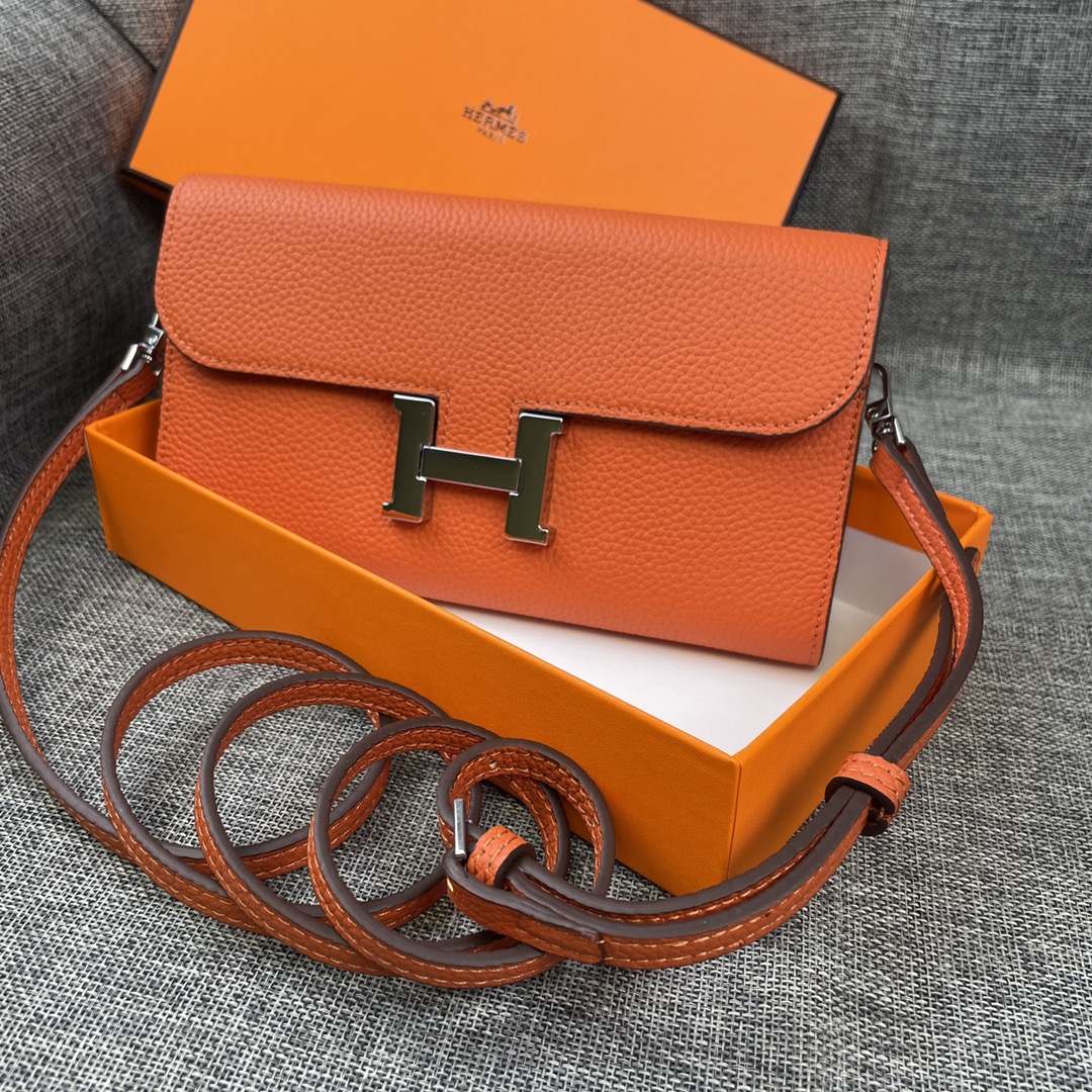Hermes Constance P 爱马仕型号:9852银带togo皮 size:22*11cm 🇫🇷海外🇫🇷进口T Hermes Constance P 爱马仕型号:9852银带togo皮 size:22*11cm 🇫🇷海外🇫🇷进口T