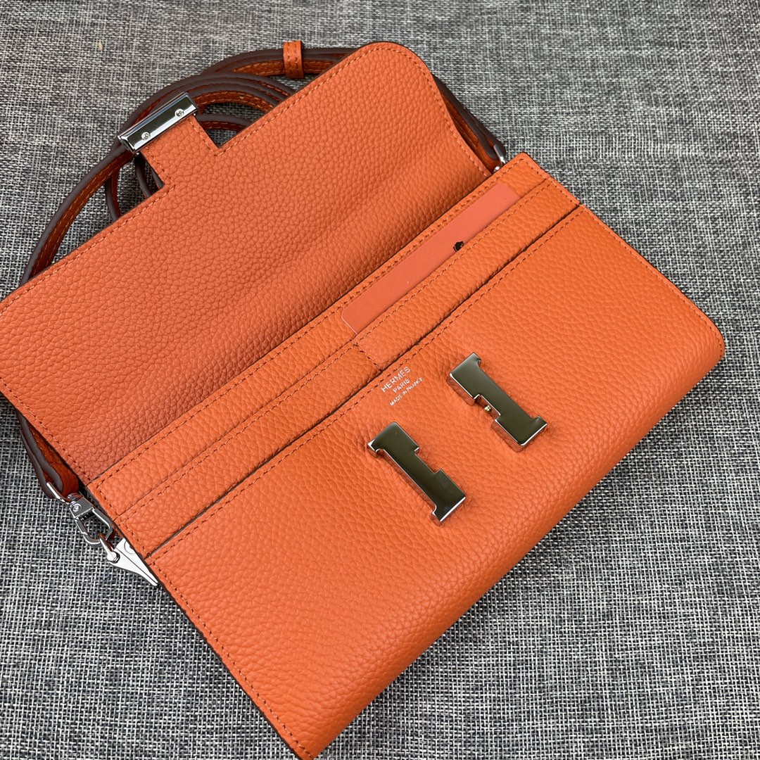 Hermes Constance P 爱马仕型号:9852银带togo皮 size:22*11cm 🇫🇷海外🇫🇷进口T Hermes Constance P 爱马仕型号:9852银带togo皮 size:22*11cm 🇫🇷海外🇫🇷进口T