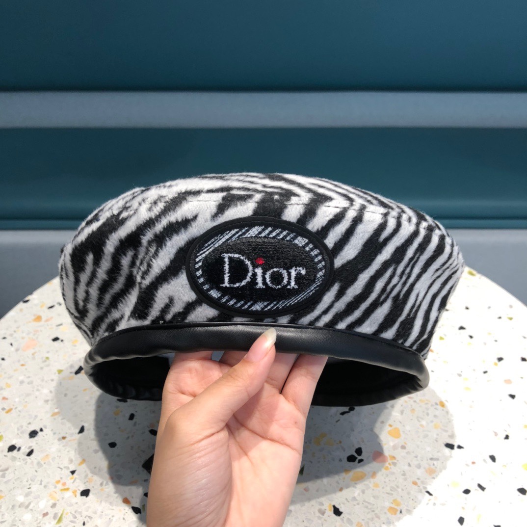 Dior Hats Berets Bucket Hat Fall/Winter Collection Vintage