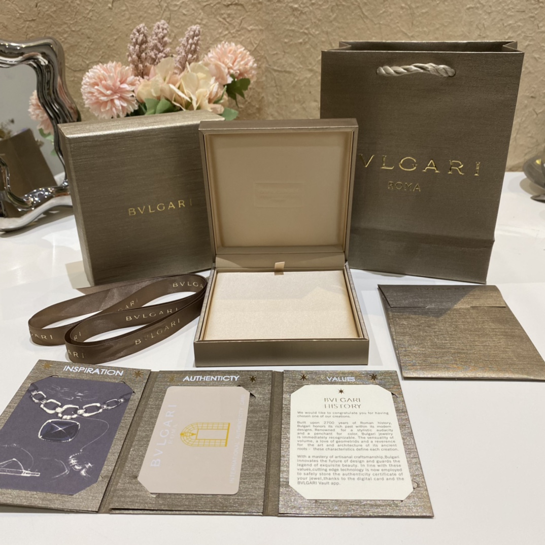 Packaging display