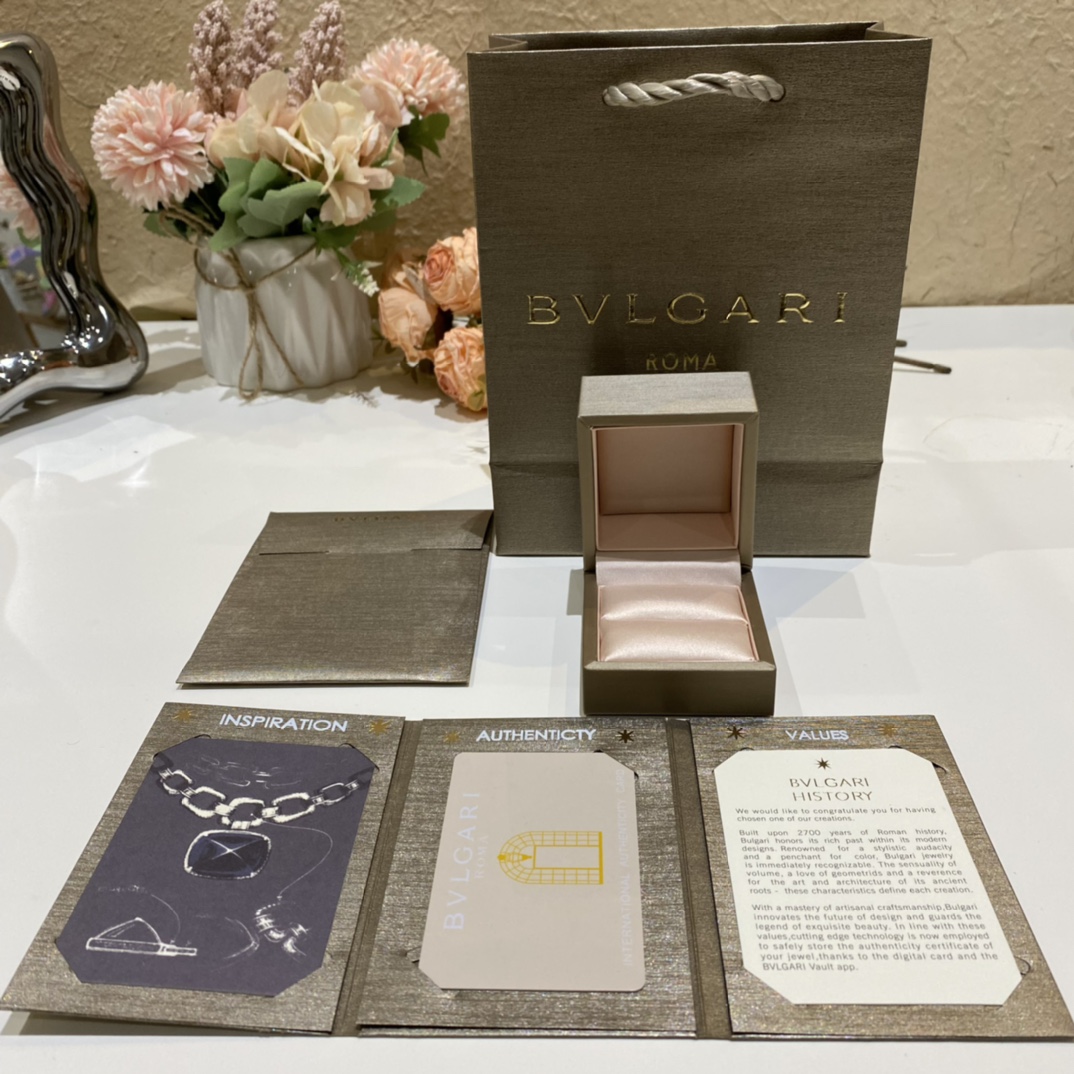 Packaging display