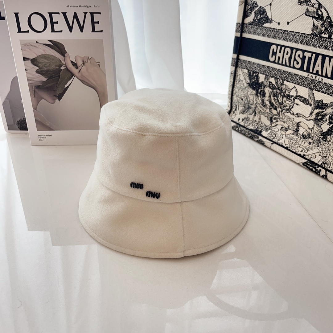 미우미우 모자 79438 Miu Miu Cap