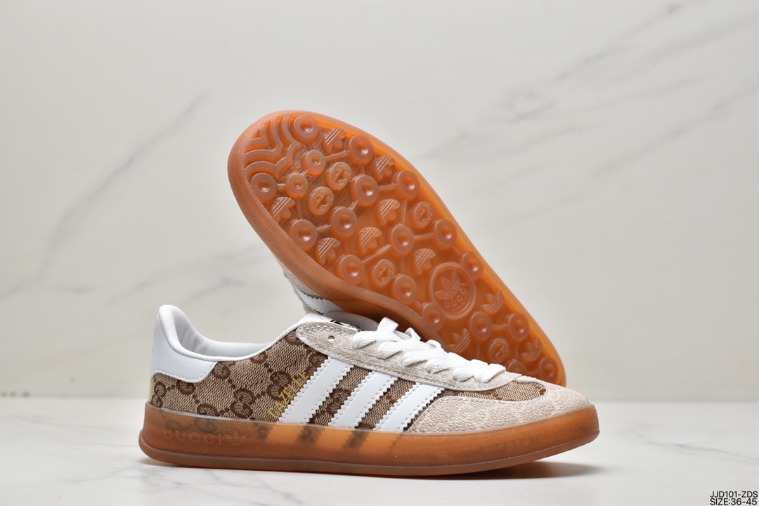 Heavyweight joint Adidas｜GUCCI cost-effective version of the clover logo and the iconic three bars as design elements 707848 9STUO 4860