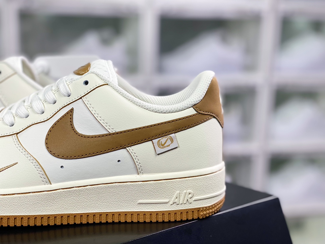 240  Air Force 1 '07 Low QS”Sail White/Brown Mini Swoosh”空军一号FB1839-666