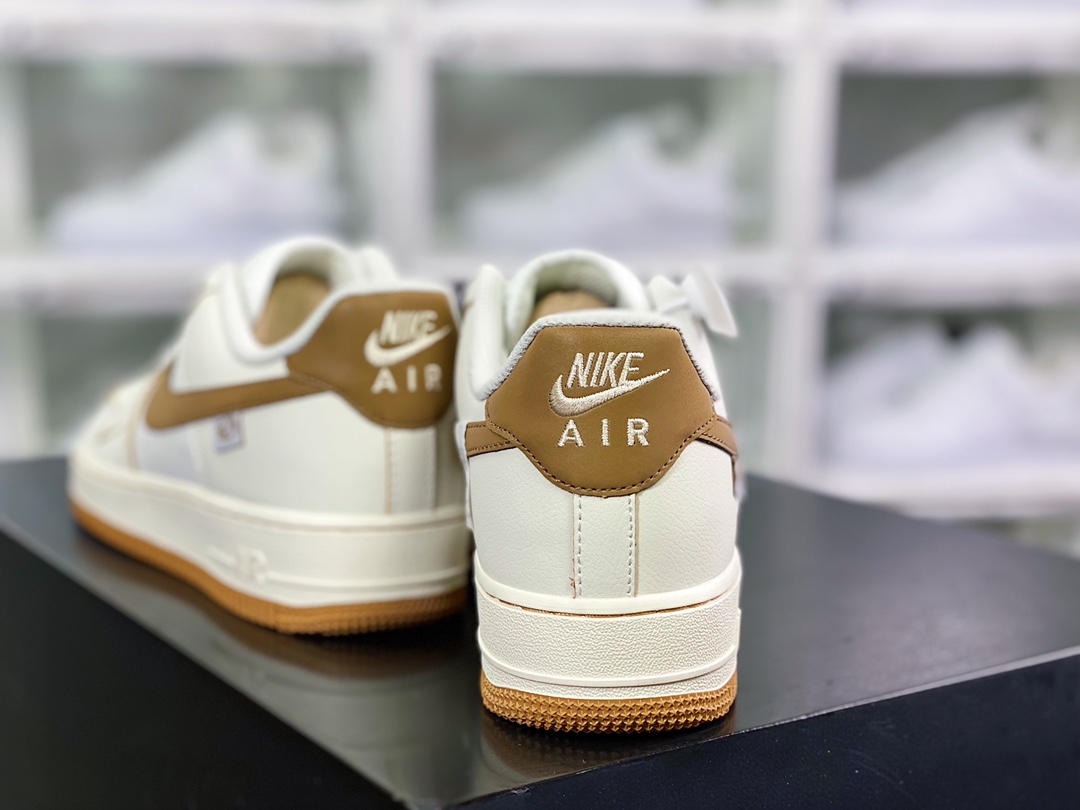 240  Air Force 1 '07 Low QS”Sail White/Brown Mini Swoosh”空军一号FB1839-666