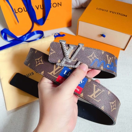 Louis Vuitton Monogram LV Initiales 40MM Reversible Leather Belt 1 Louis Vuitton Monogram LV Initiales 40MM Reversible Leather Belt