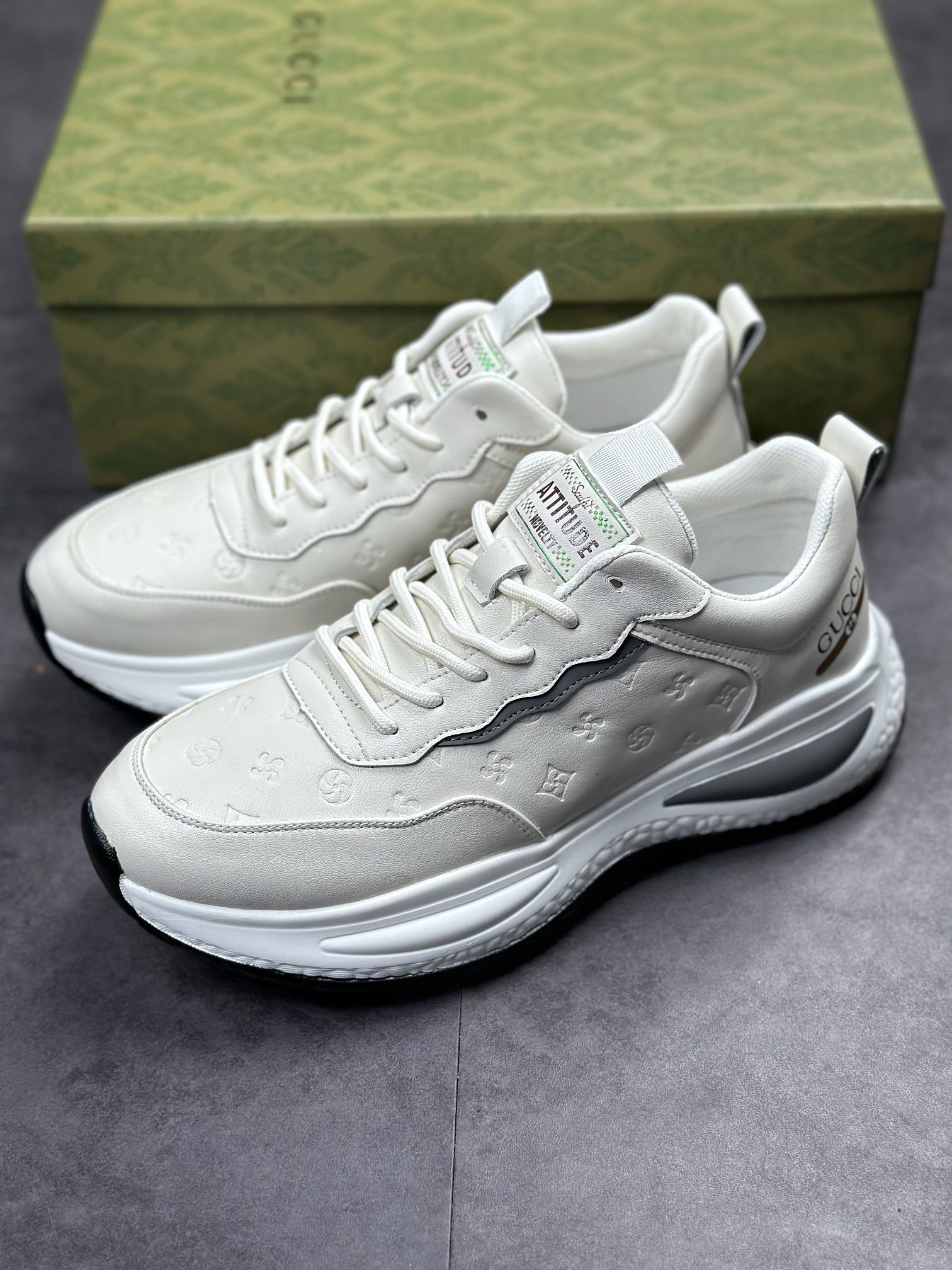 Overseas version of Gucci sports and leisure trend sneakers series