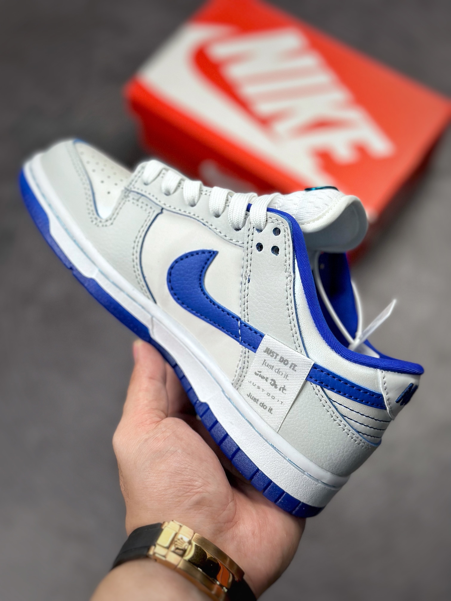 200 NIKE SB Dunk Low 复古白蓝 FB1841-110