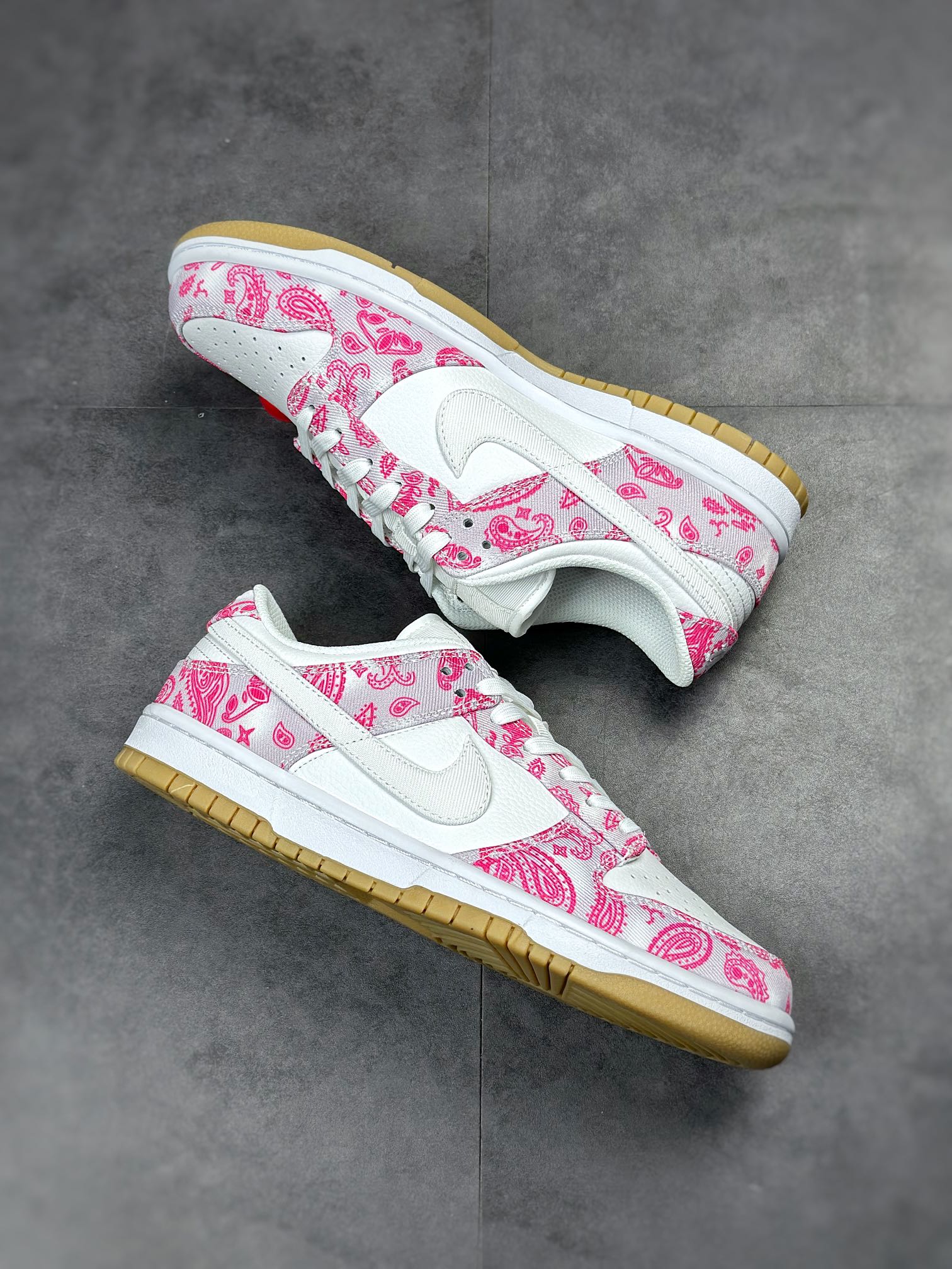 240 Nike SB Dunk Low 腰果花樱花粉 CT5053-061